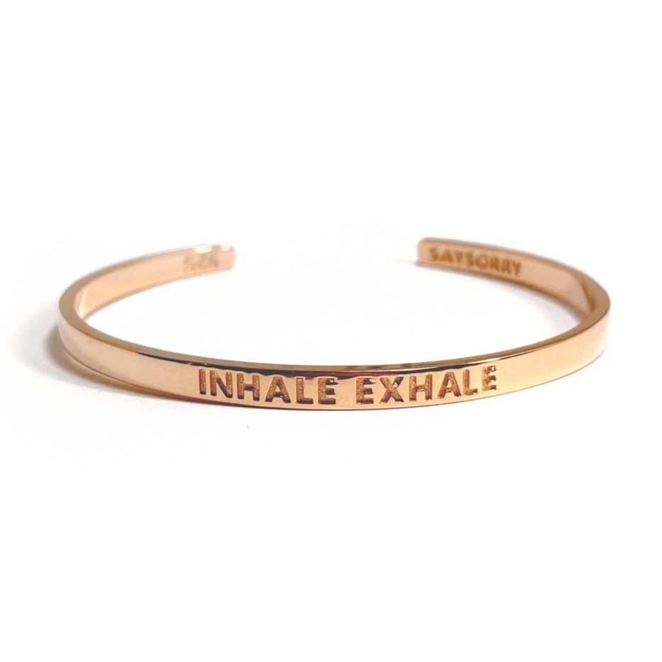 »Inhale Exhale« Armreif, Roségold beschichtet aus 925er Silber SAYSORRY