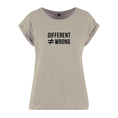 Organic Alle-Größen-Shirt weiss »Different ≠ Wrong«