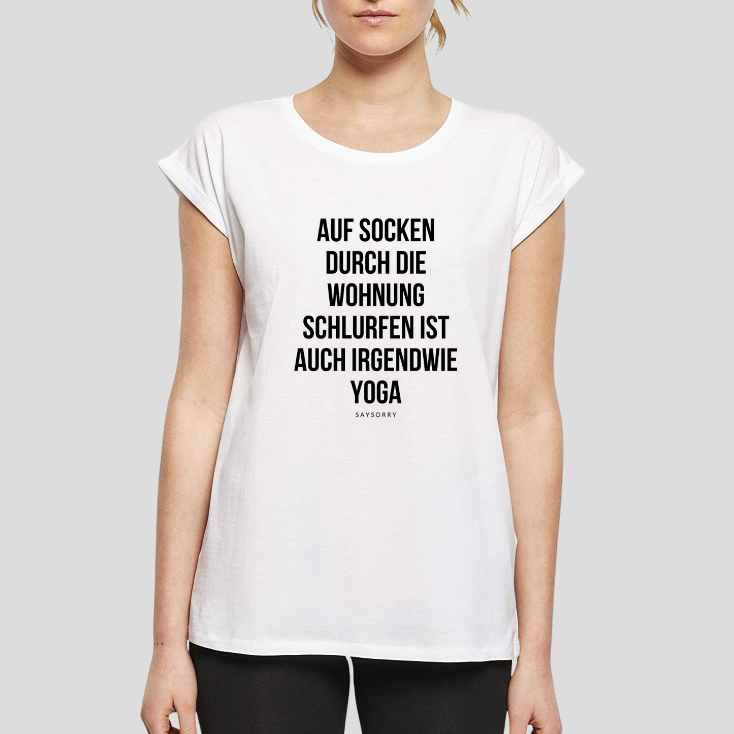 Organic Alle-Größen-Shirt »Auf Socken durch die Wohnung schlurfen ist auch irgendwie Yoga«