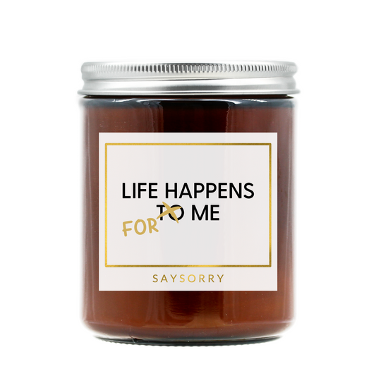 »Life happens for me, not to me.« handgegossene Affirmations-Duftkerze in Premium-Qualität