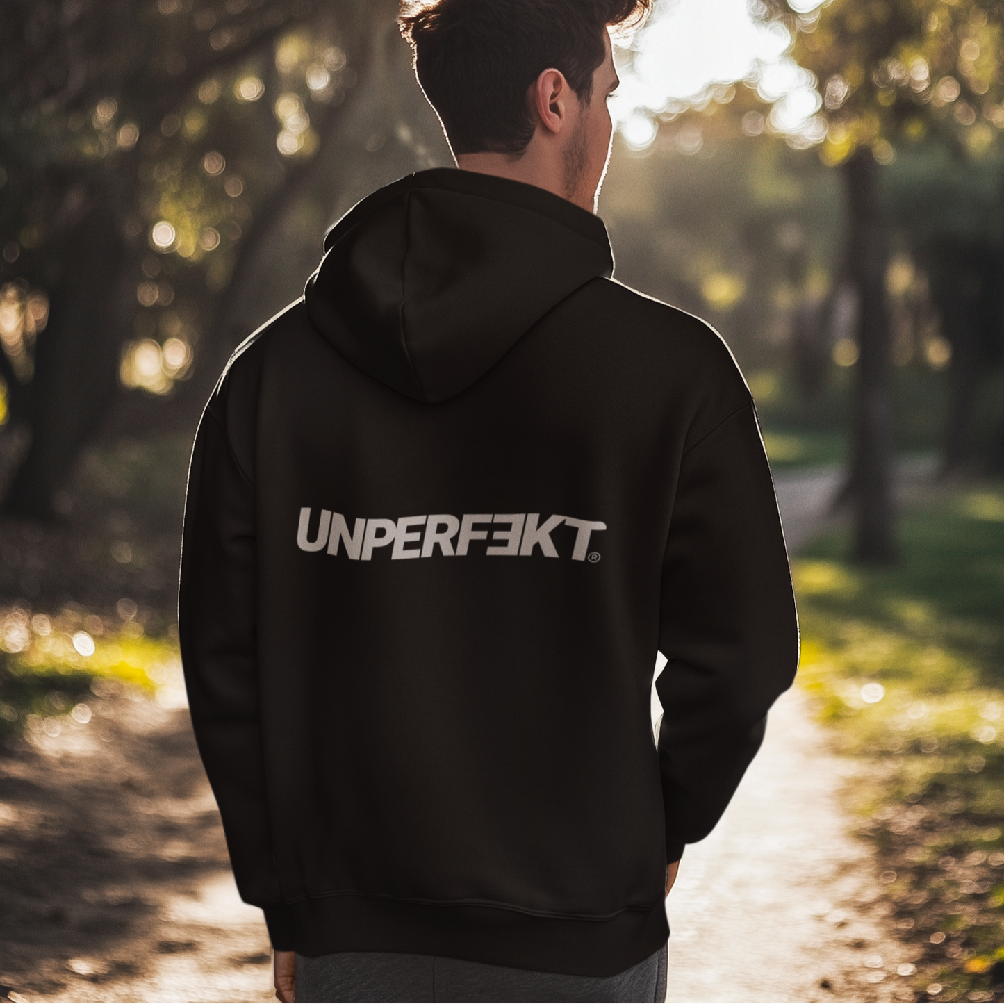 Organic unisex Hoodie in vielen Farben »Unperfekt 2.0« vorne bestickt, hinten bedruckt